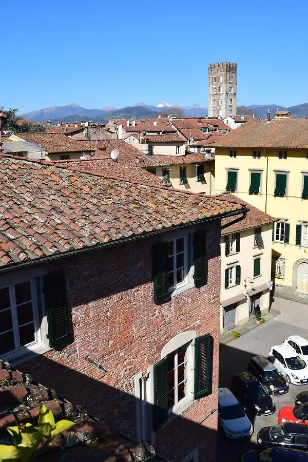 Al Carmine Apartments Towers View With Ac Lucca