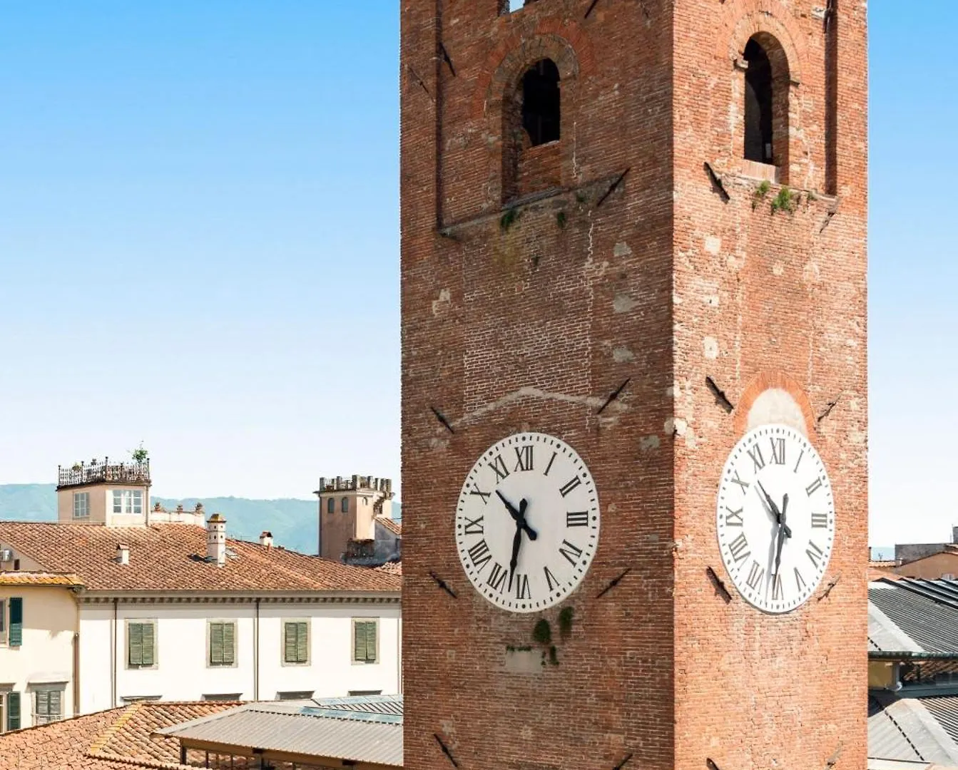 Al Carmine Apartments Towers View With Ac Lucca Italia